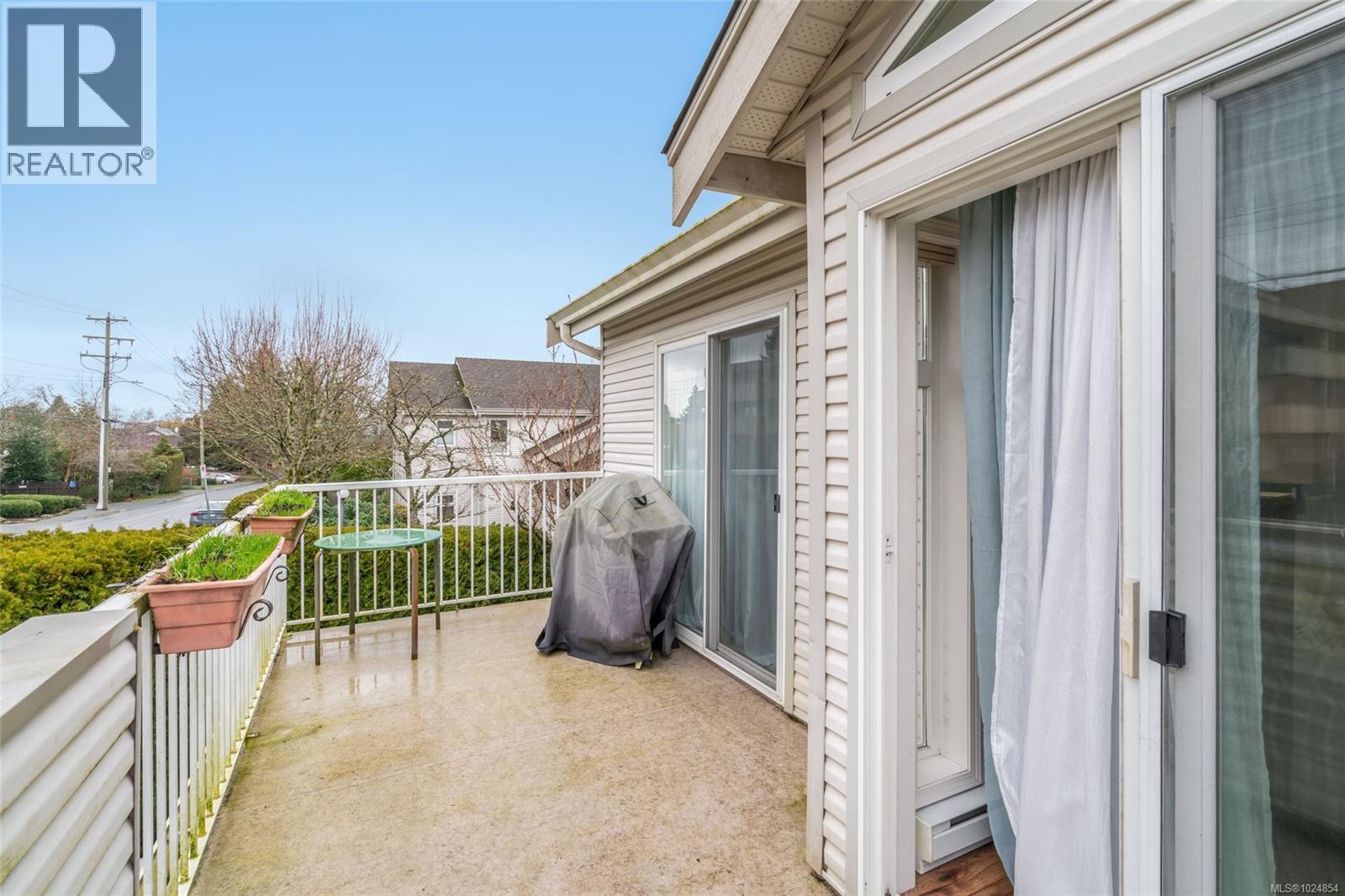 6 571 Bradley St, Nanaimo