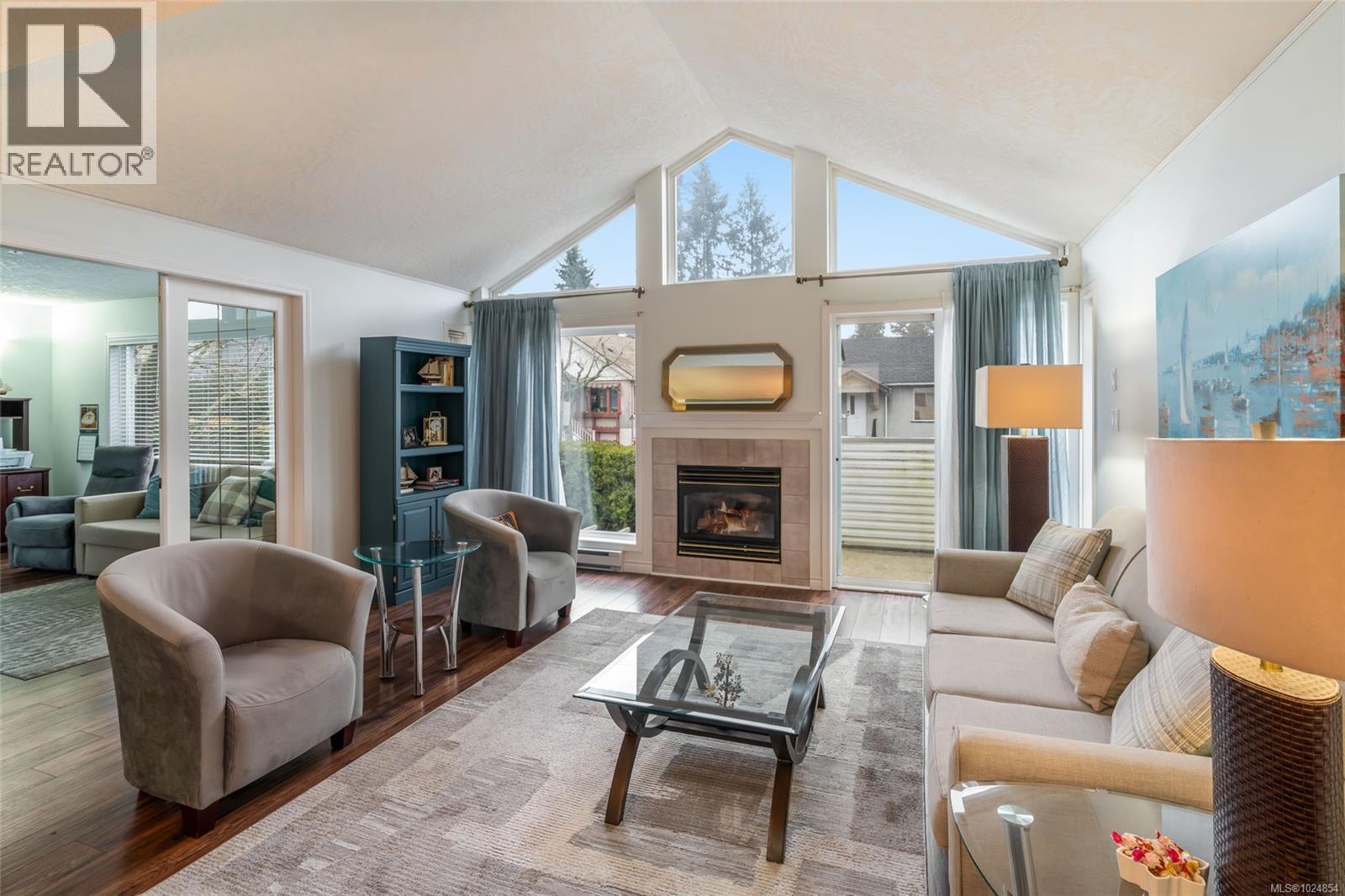 6 571 Bradley St, Nanaimo