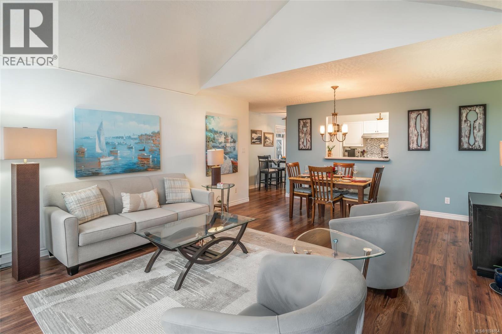 6 571 Bradley St, Nanaimo