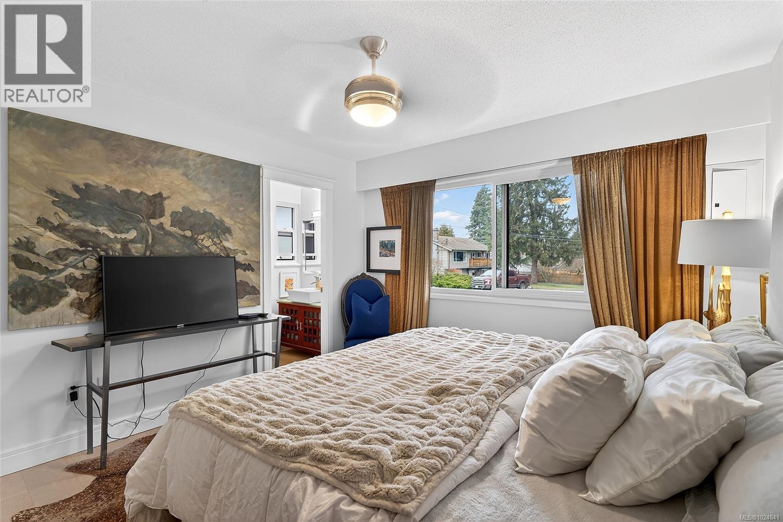 228 Potlatch St, Parksville