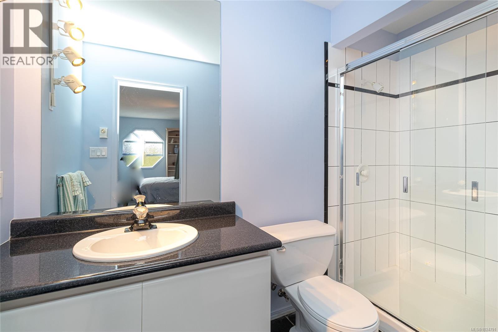 3716 Marine Vista, Cobble Hill