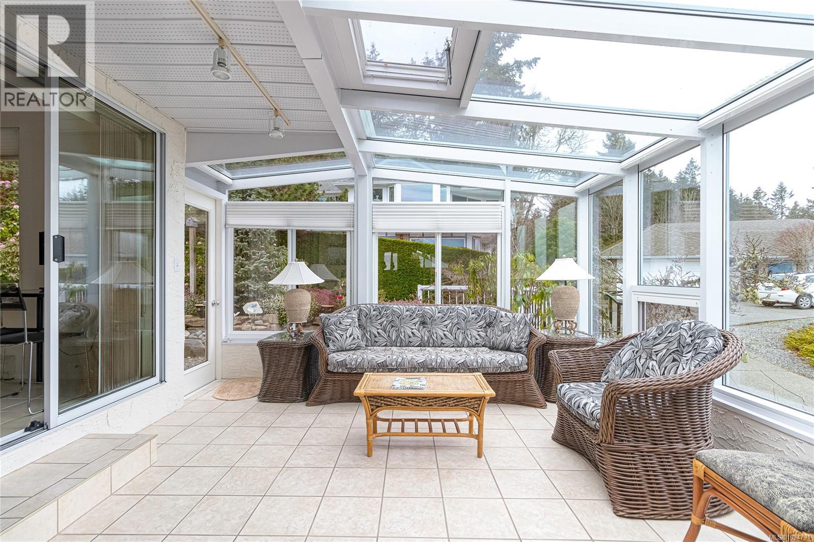 3716 Marine Vista, Cobble Hill