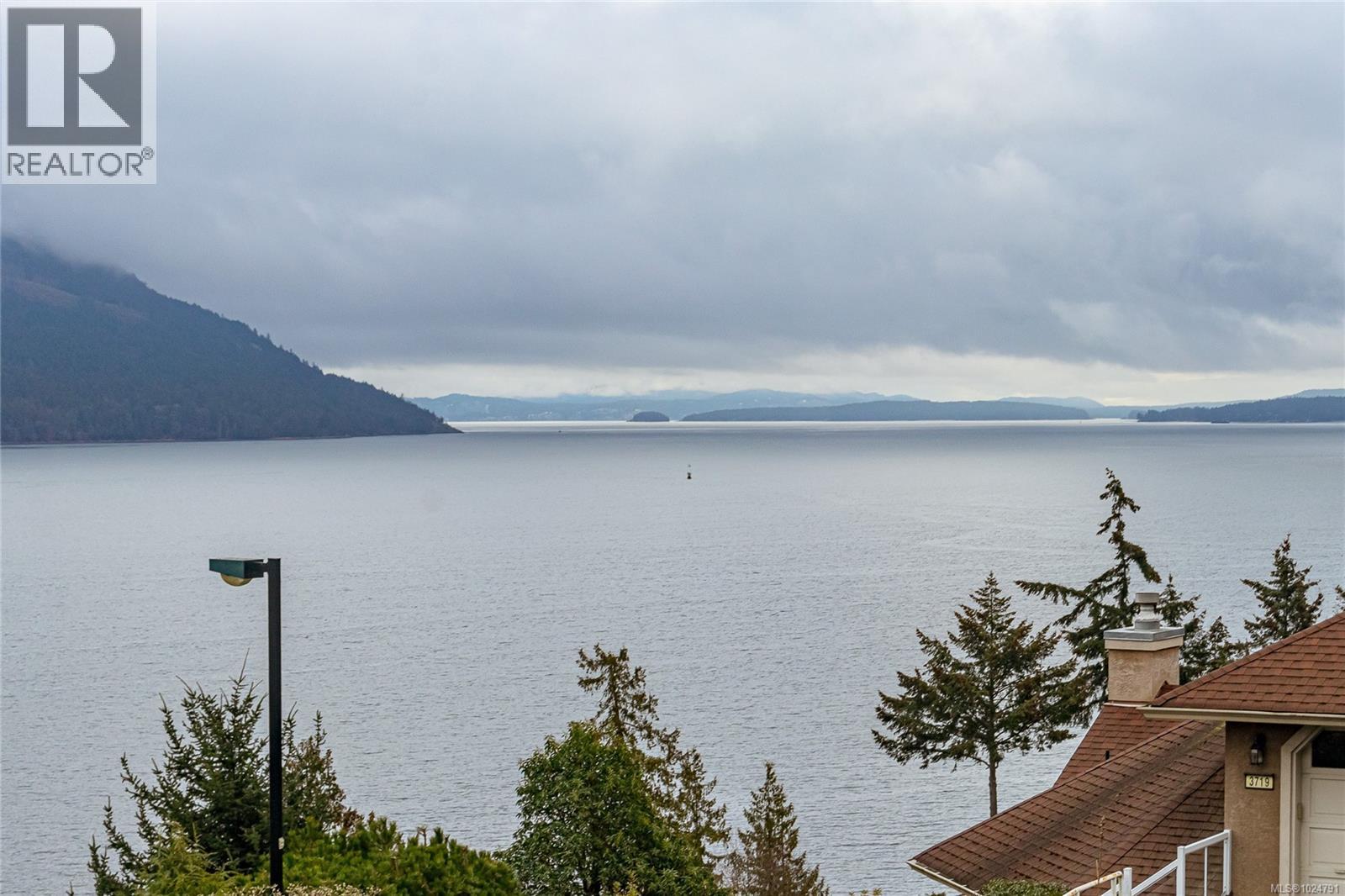 3716 Marine Vista, Cobble Hill