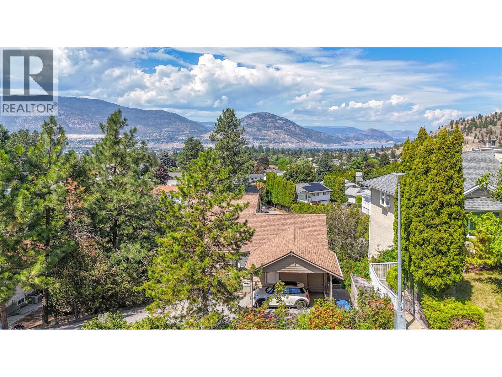 186 DEWDNEY Crescent, Penticton