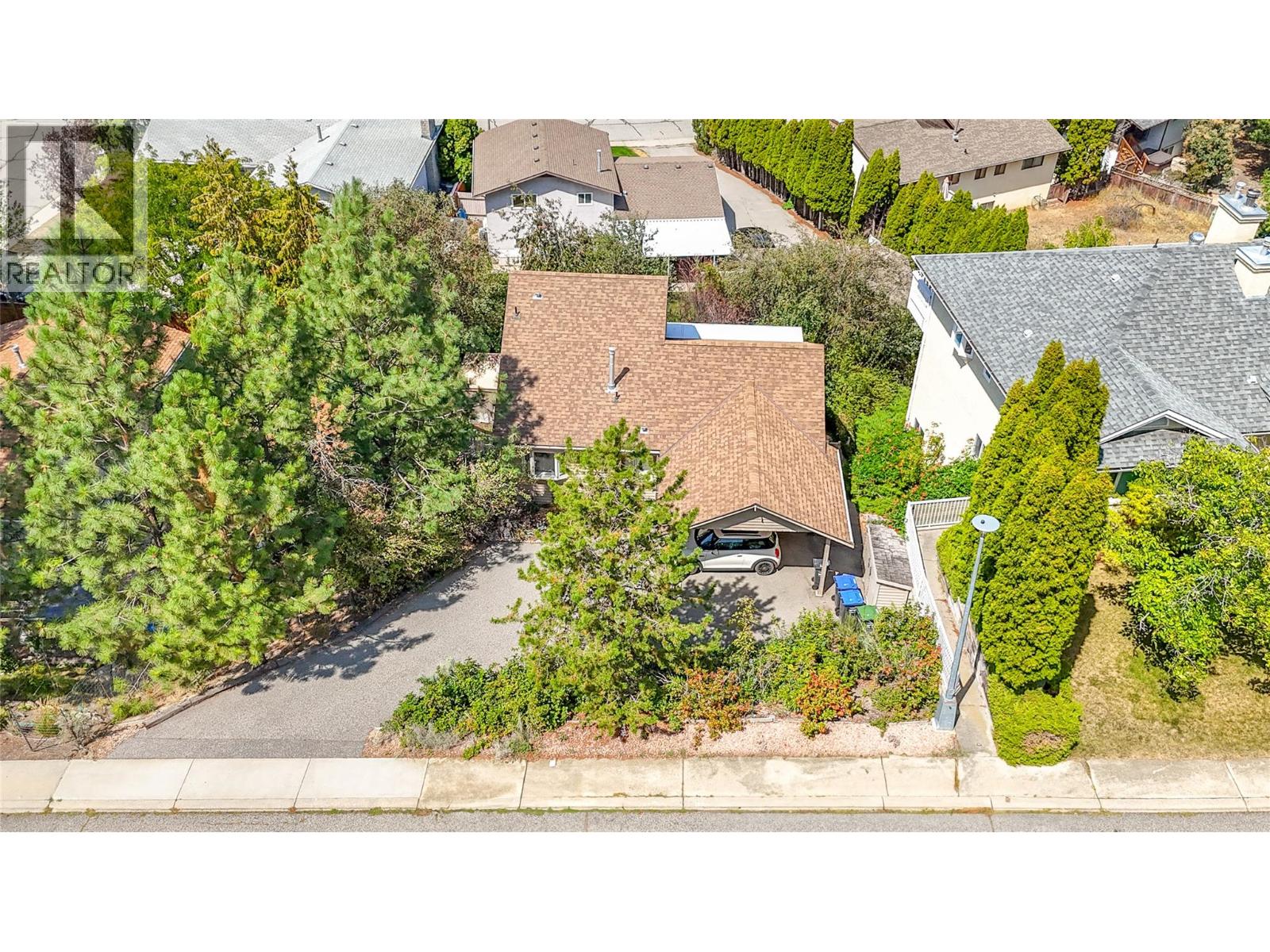 186 DEWDNEY Crescent, Penticton