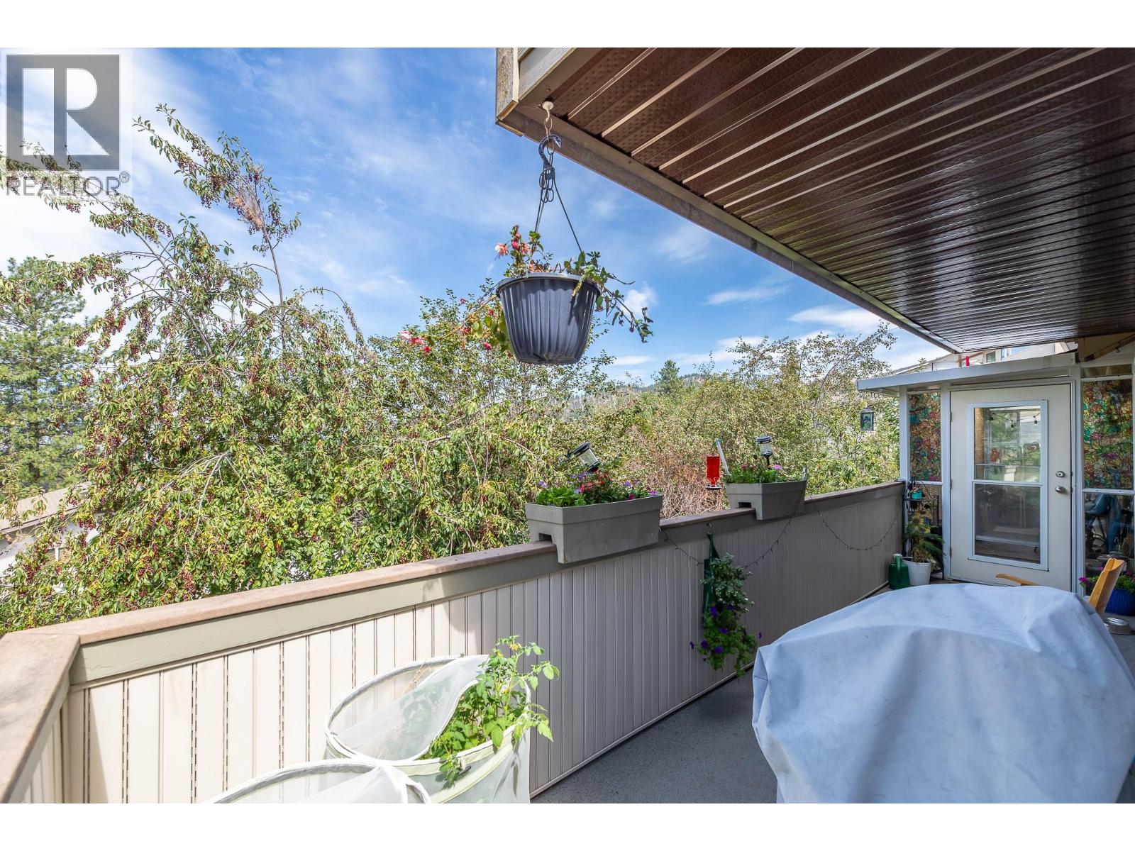 186 DEWDNEY Crescent, Penticton