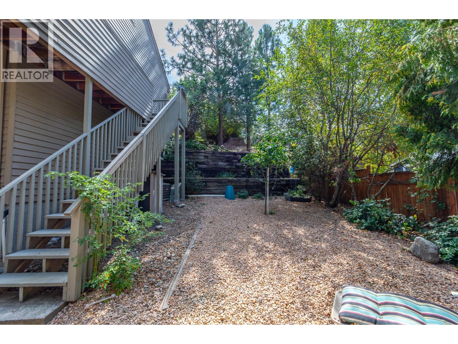 186 DEWDNEY Crescent, Penticton