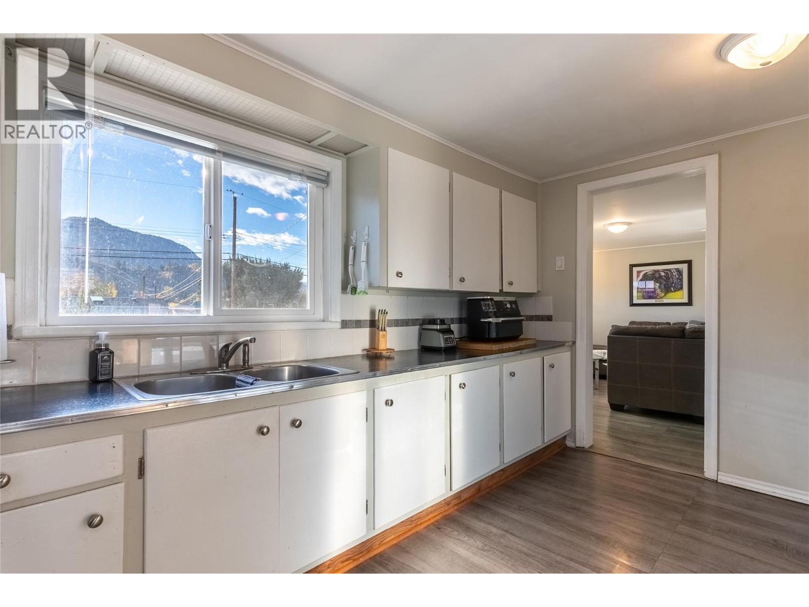 356 TINGLEY Street - 13