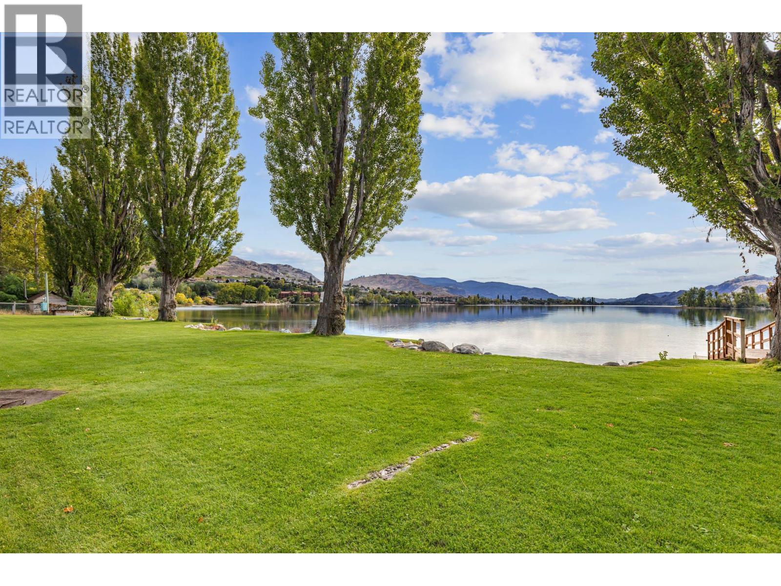 5401 Lakeshore Drive Unit# 205, Osoyoos