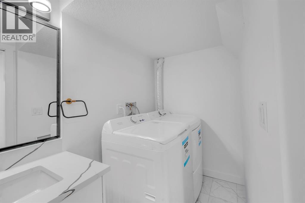 Single Family House for Sale in  Doverville Crescent SE Dover Calgary 