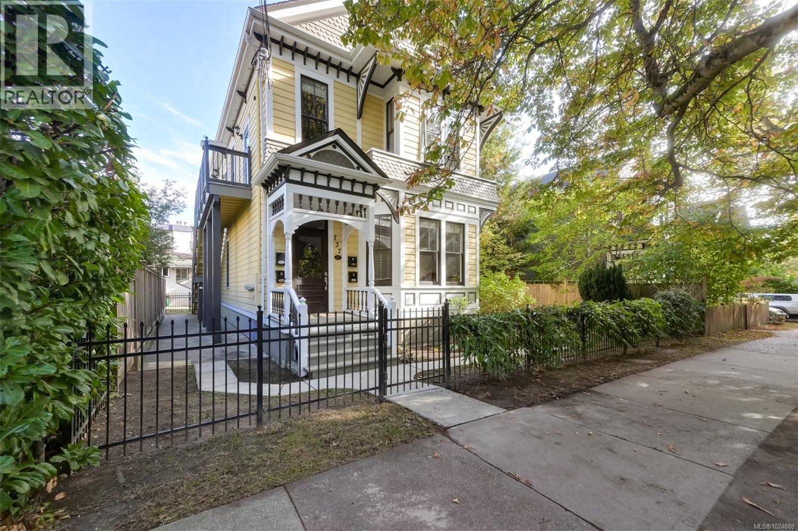  737 Vancouver Street, Victoria