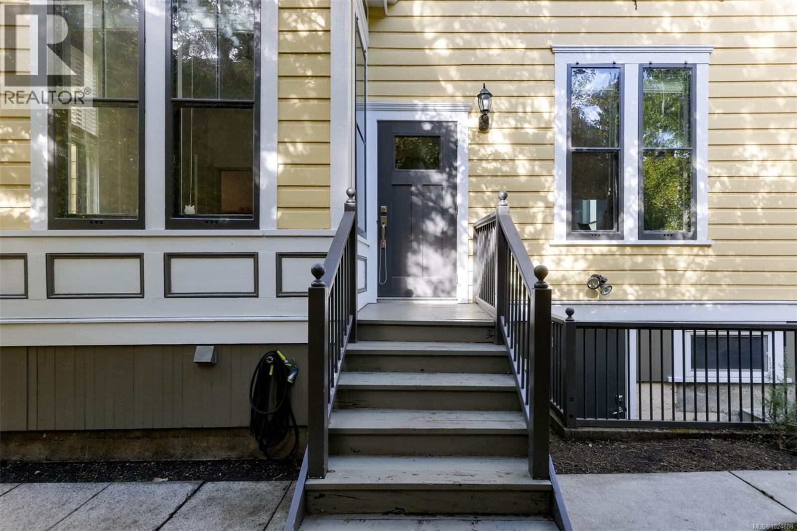  737 Vancouver Street, Victoria