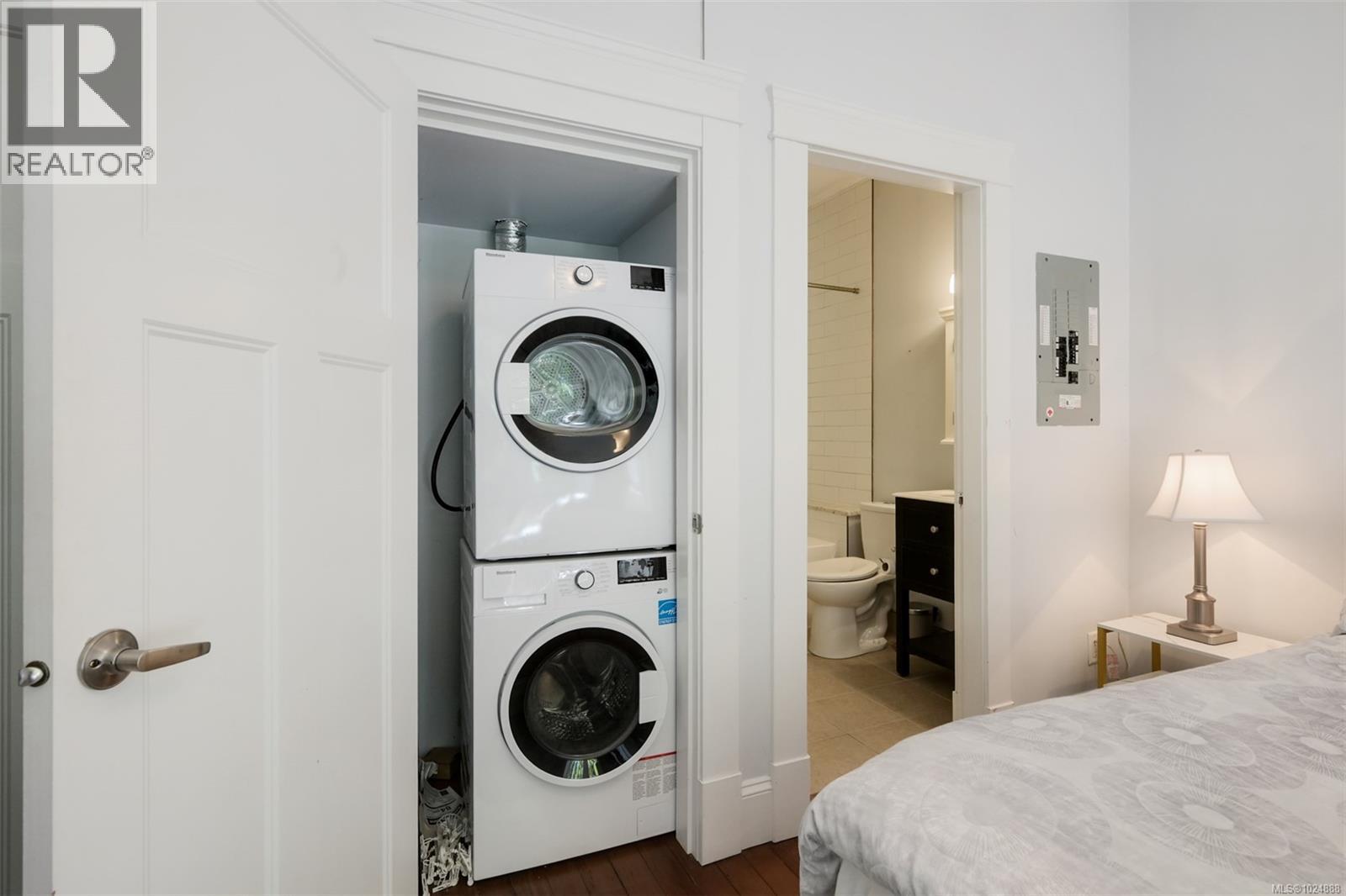  737 Vancouver Street, Victoria