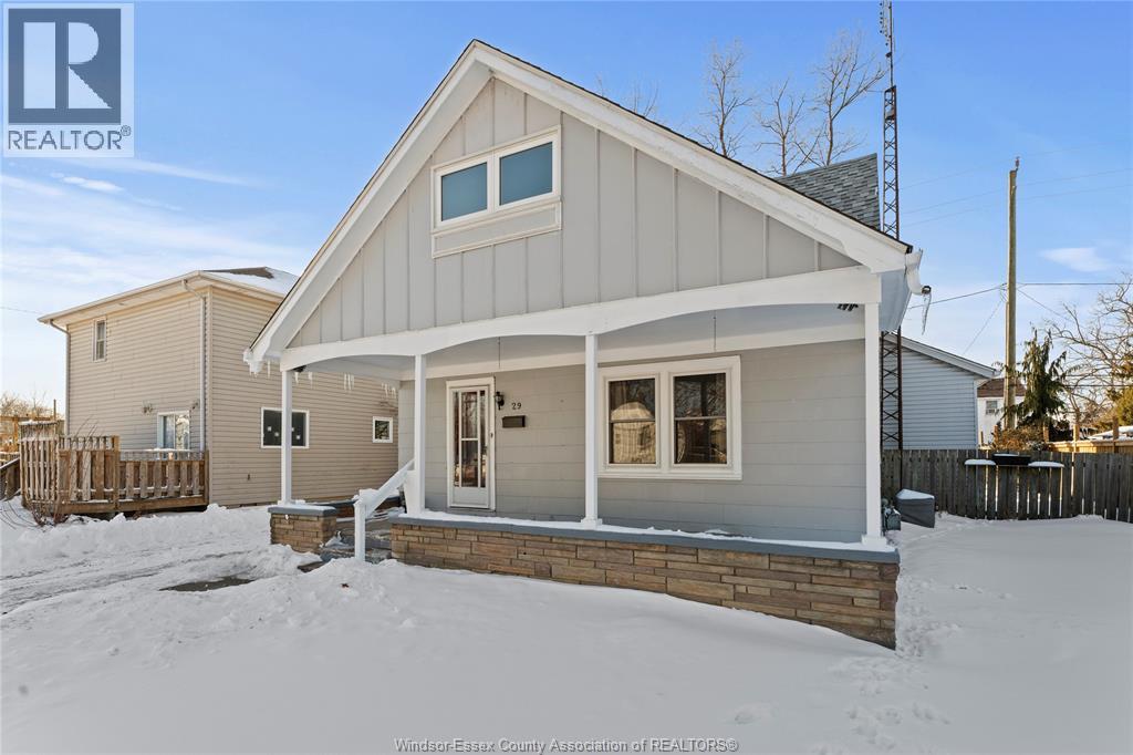 29 Whitwam AVENUE - Photo 2 of 39, Leamington, Ontario