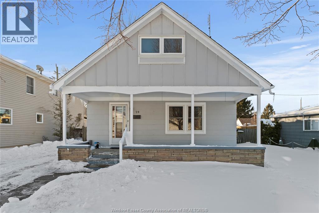 29 Whitwam AVENUE - Photo 4 of 39, Leamington, Ontario