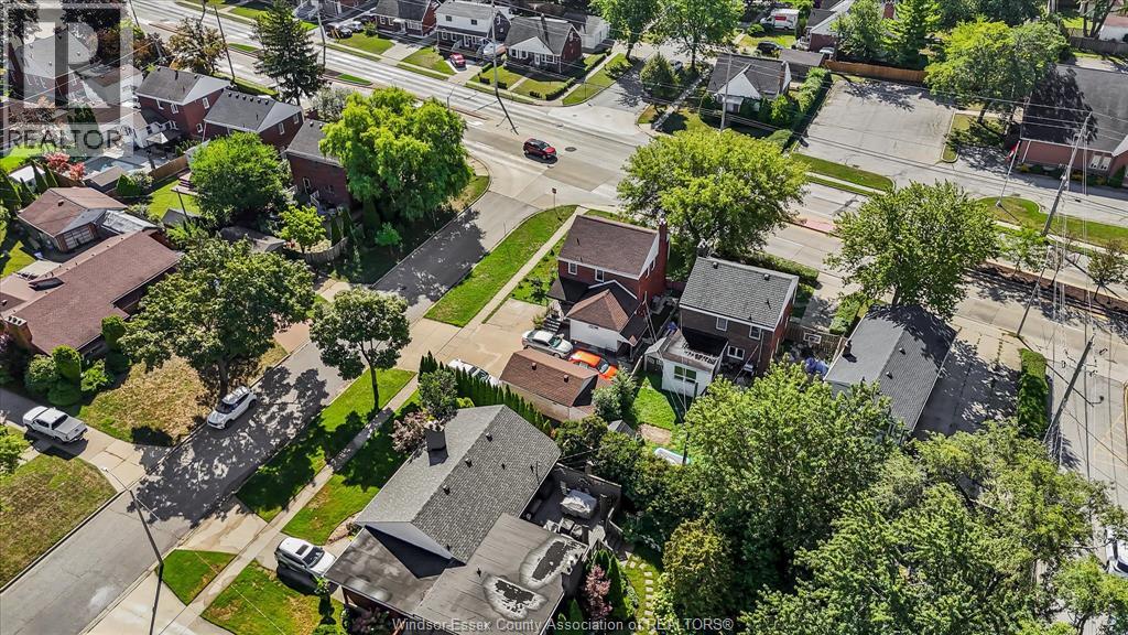 5188 WYANDOTTE - 39