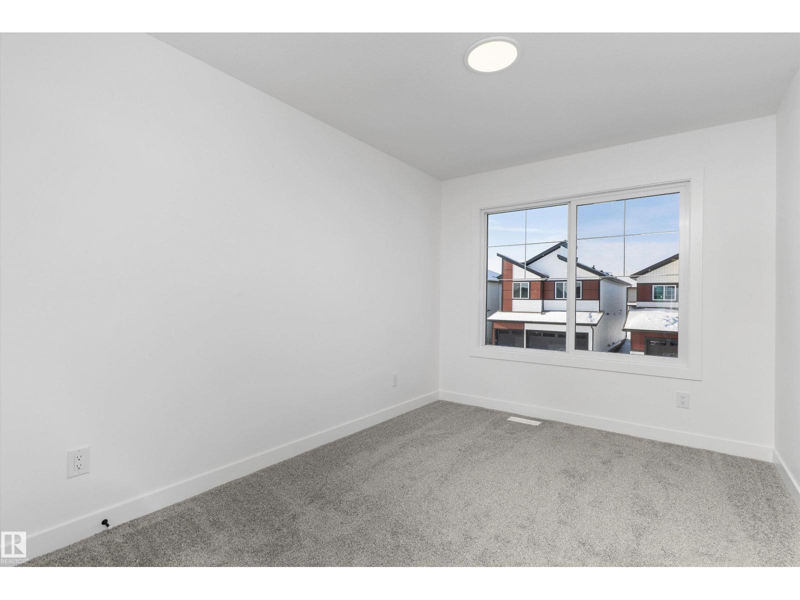 748 ASTORIA WY - 22