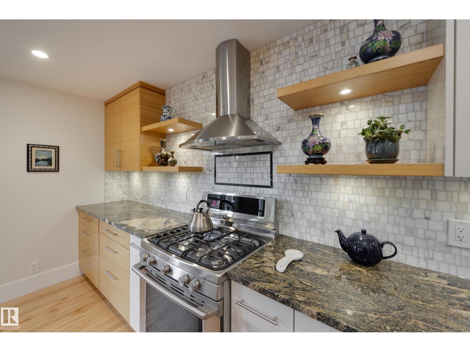 10828 125 ST NW, Edmonton