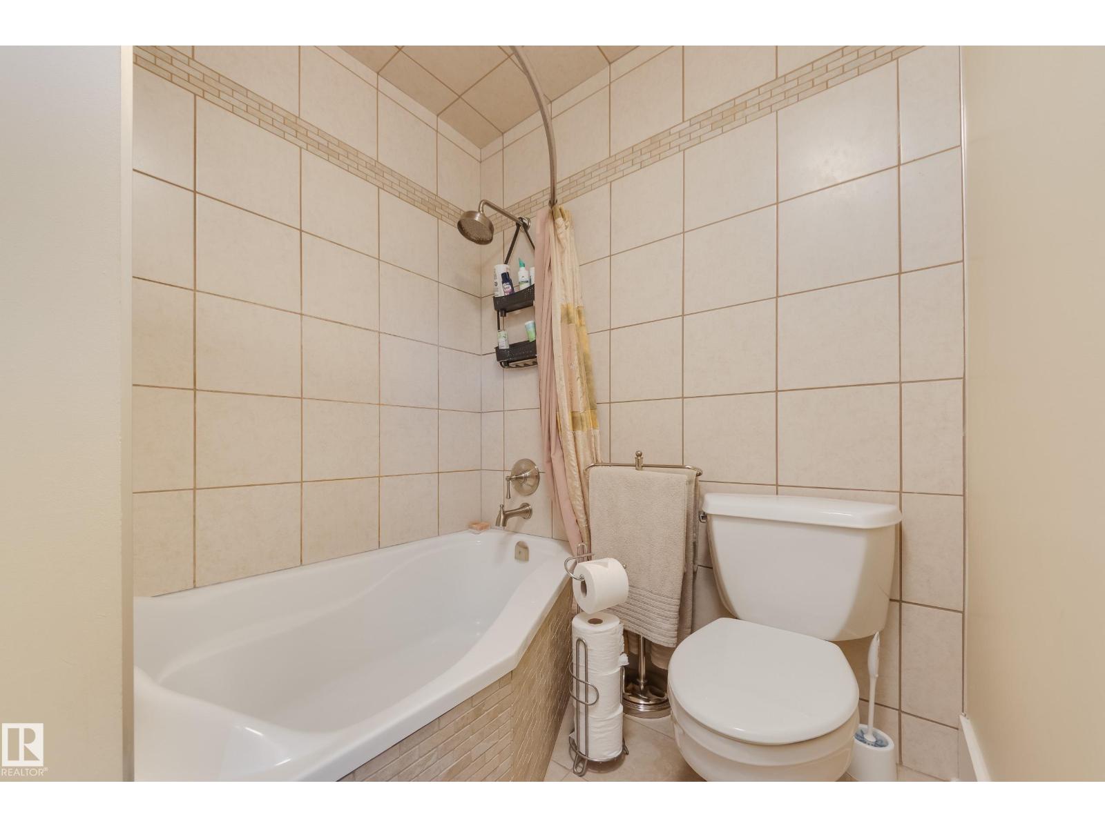 10828 125 ST NW, Edmonton