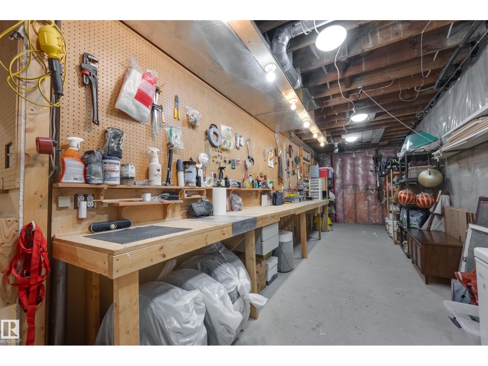 10828 125 ST NW, Edmonton