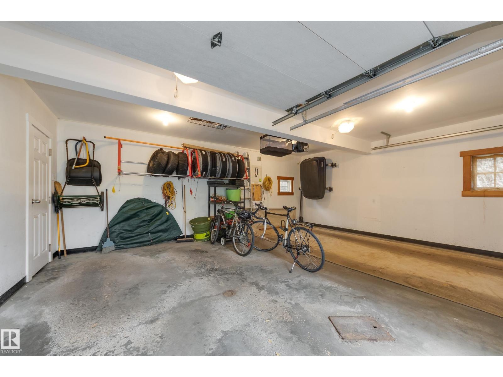 10828 125 ST NW, Edmonton