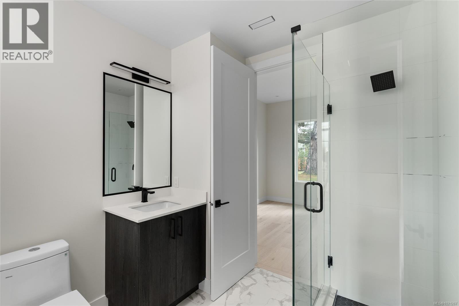 2293 Adela Pl, Sidney