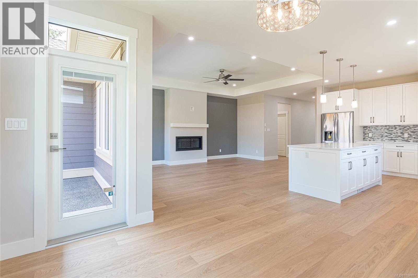 317 Pioneer Cres, Parksville