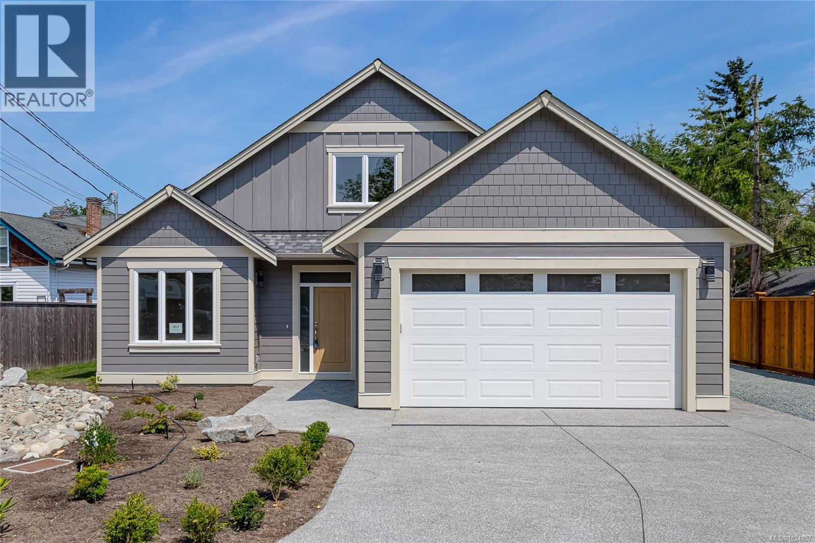 317 Pioneer Cres, Parksville