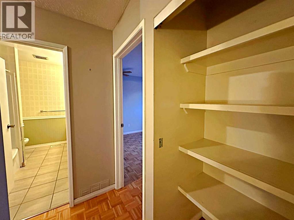 400 Silin Forest Road, Fort McMurray