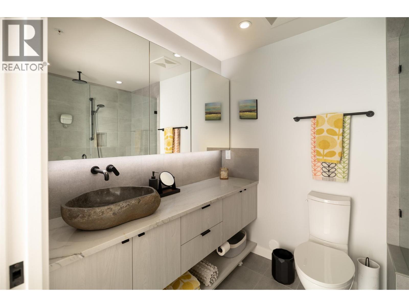 9845 Eastside Road Unit# 125 & 126, Vernon