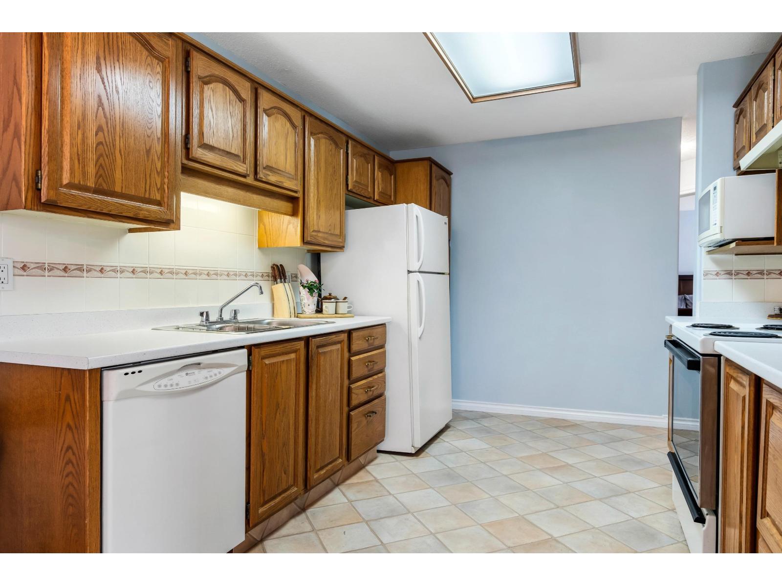 214 8985 MARY STREET, Chilliwack Proper West, Chilliwack