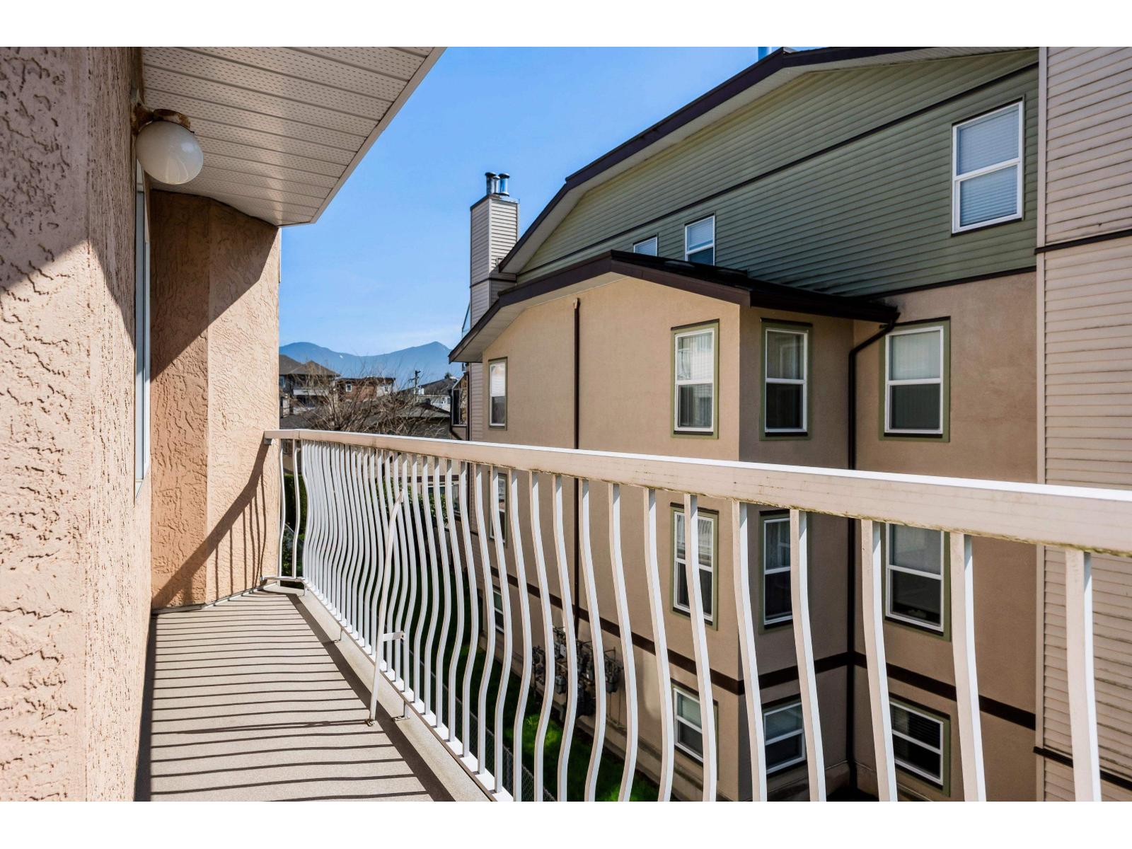 214 8985 MARY STREET, Chilliwack Proper West, Chilliwack