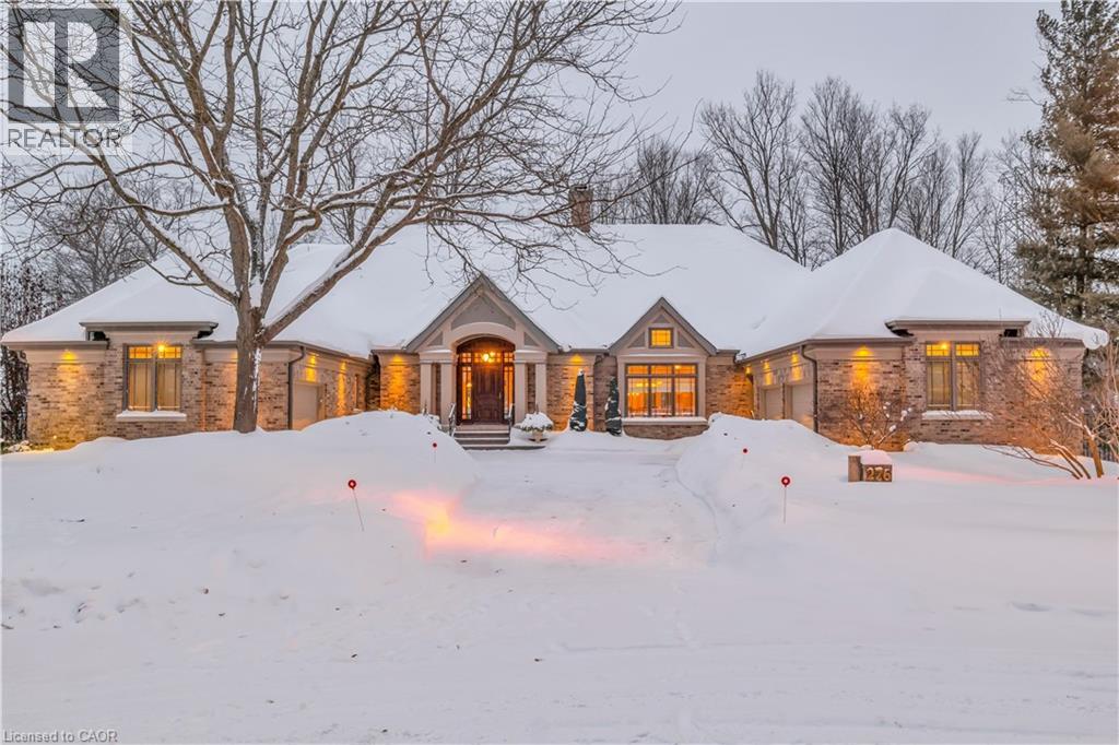 276 CARRINGTON Place