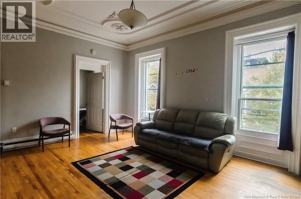 112 QUEEN STREET - 13