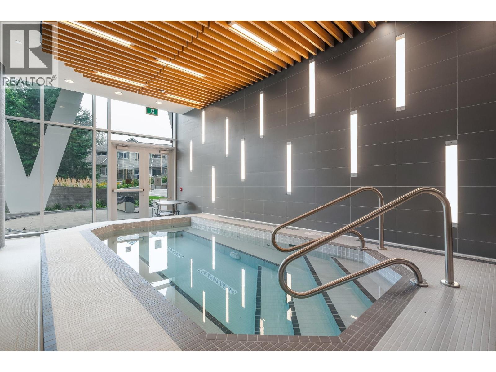 1503 200 KLAHANIE COURT, West Vancouver