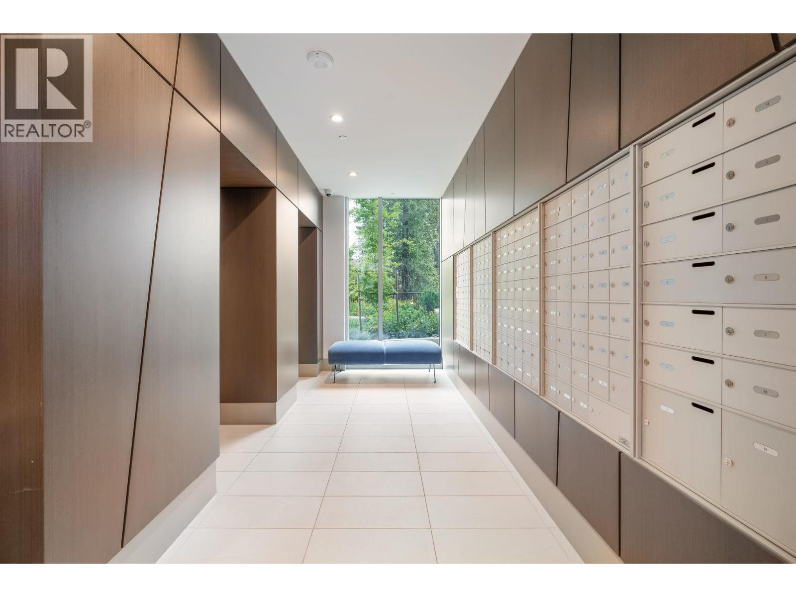 1503 200 KLAHANIE COURT, West Vancouver