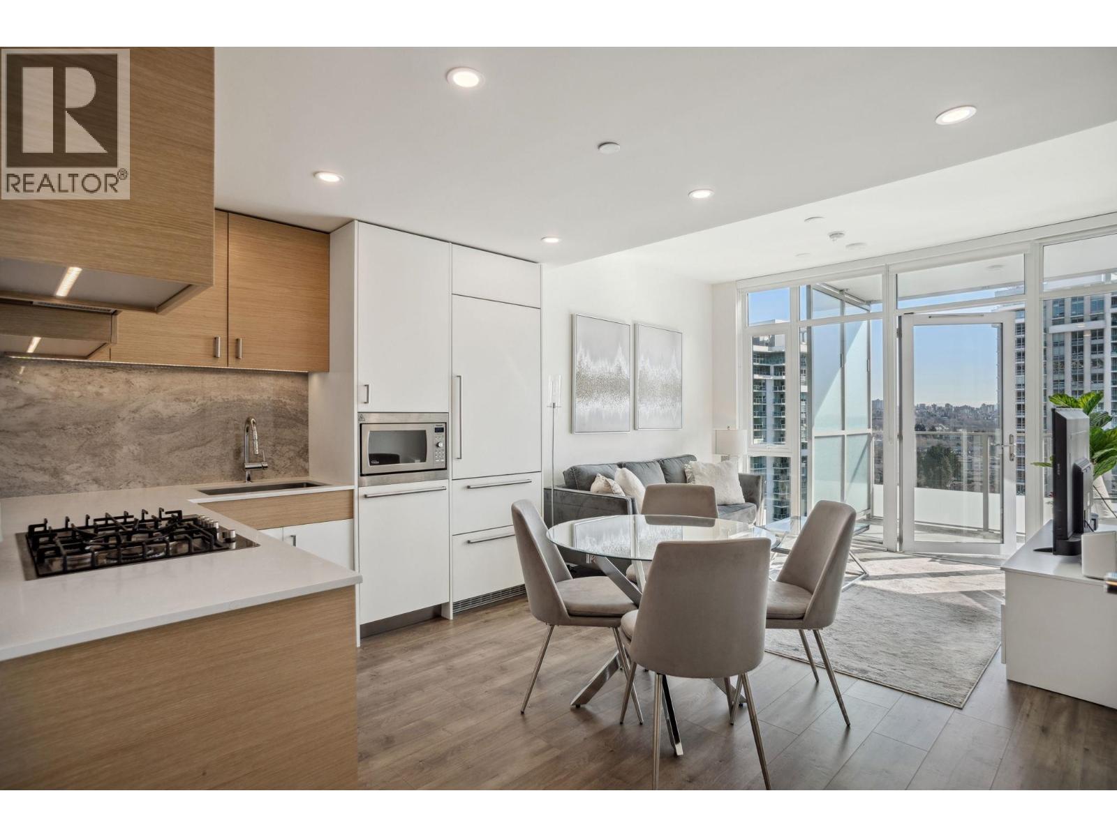 1503 200 KLAHANIE COURT, West Vancouver