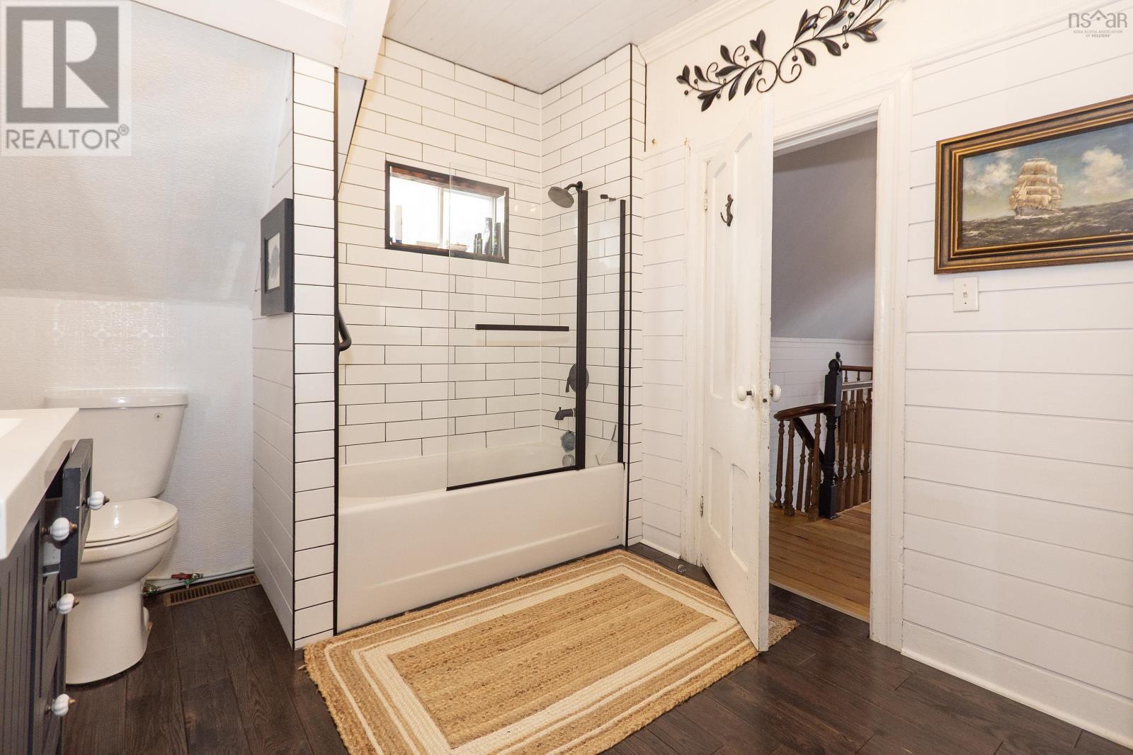 Property 39 of 50 of 340 Foundry Street