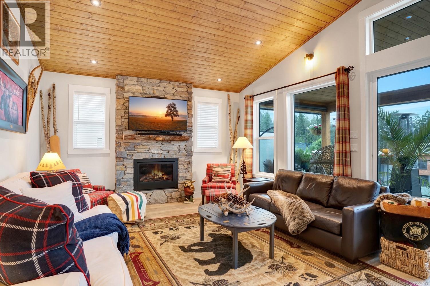 9388 Lakefront Rise, Lake Cowichan