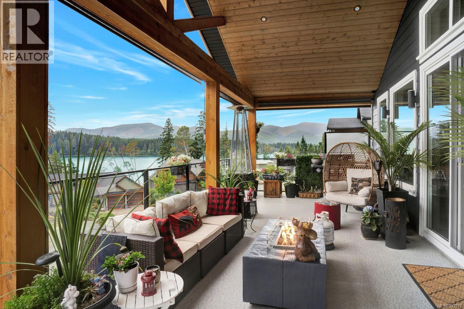 9388 Lakefront Rise, Lake Cowichan