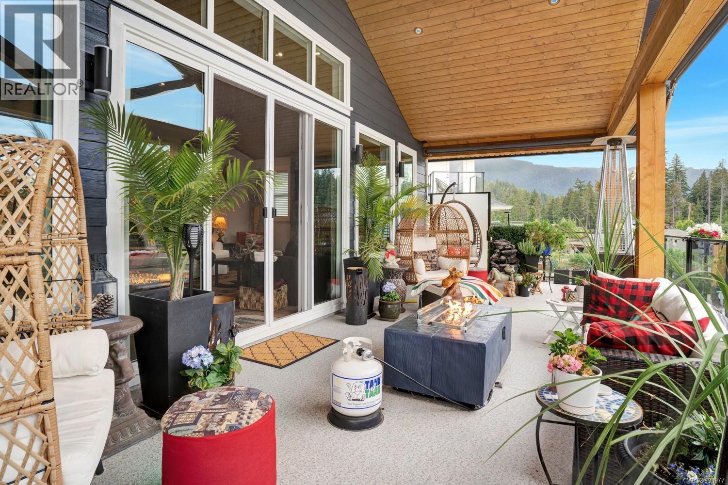 9388 Lakefront Rise, Lake Cowichan