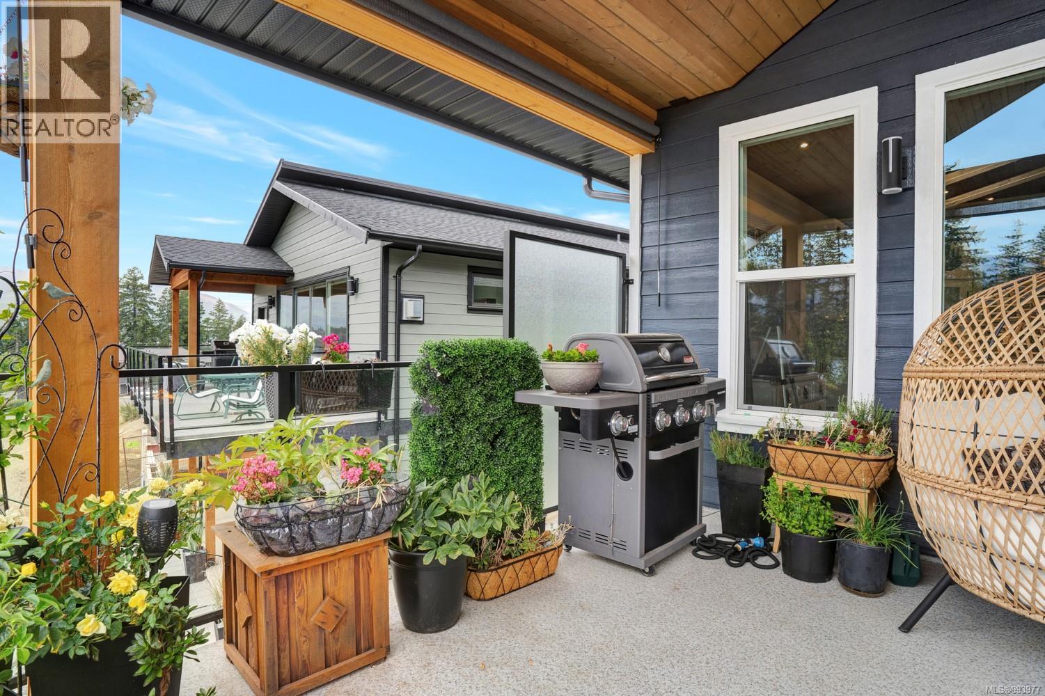 9388 Lakefront Rise, Lake Cowichan