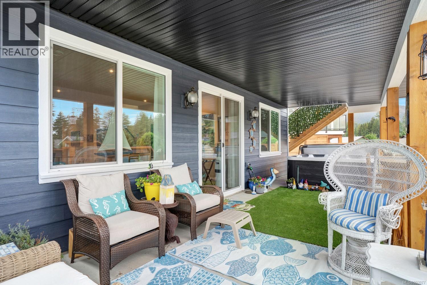 9388 Lakefront Rise, Lake Cowichan