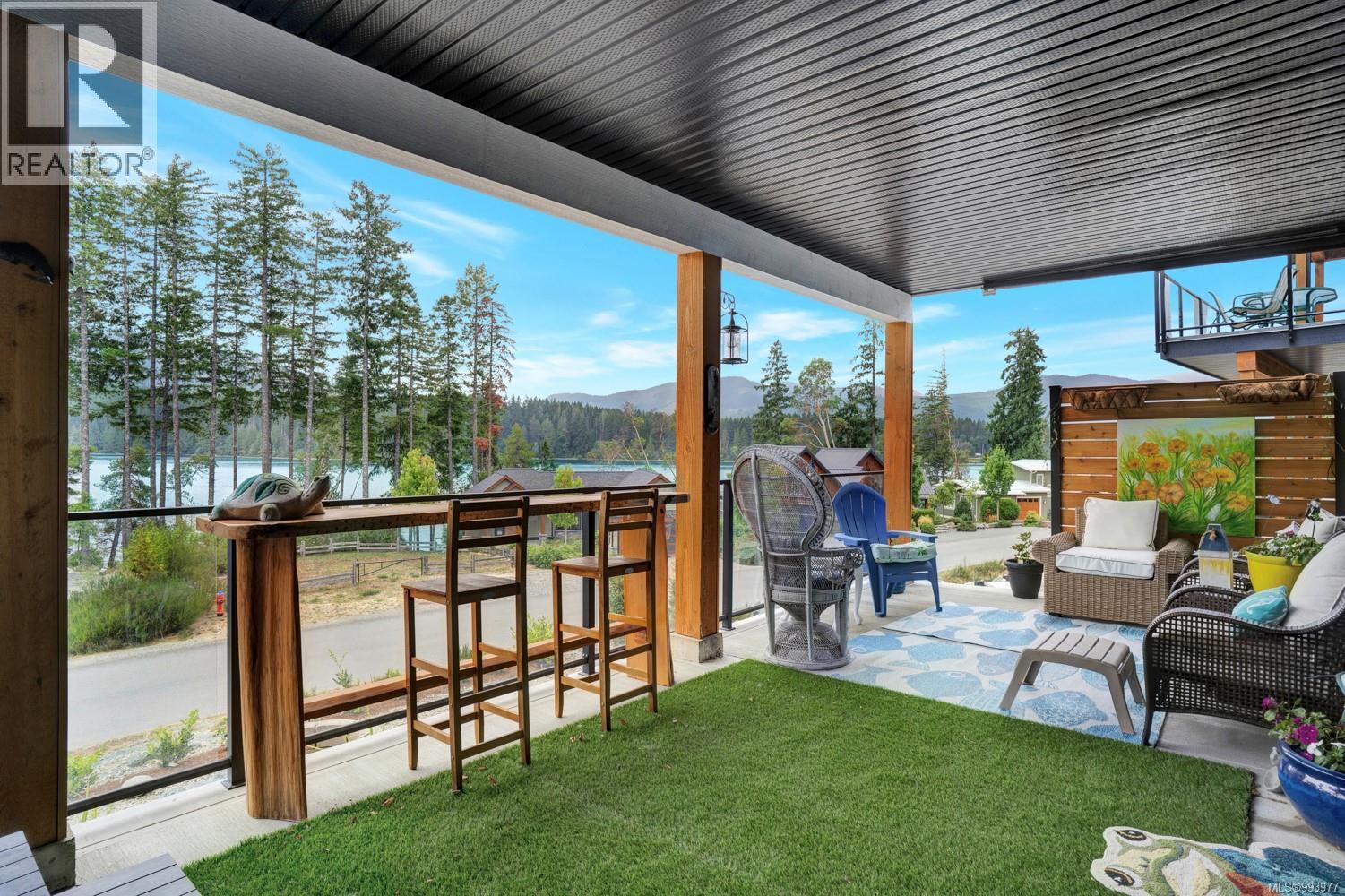 9388 Lakefront Rise, Lake Cowichan