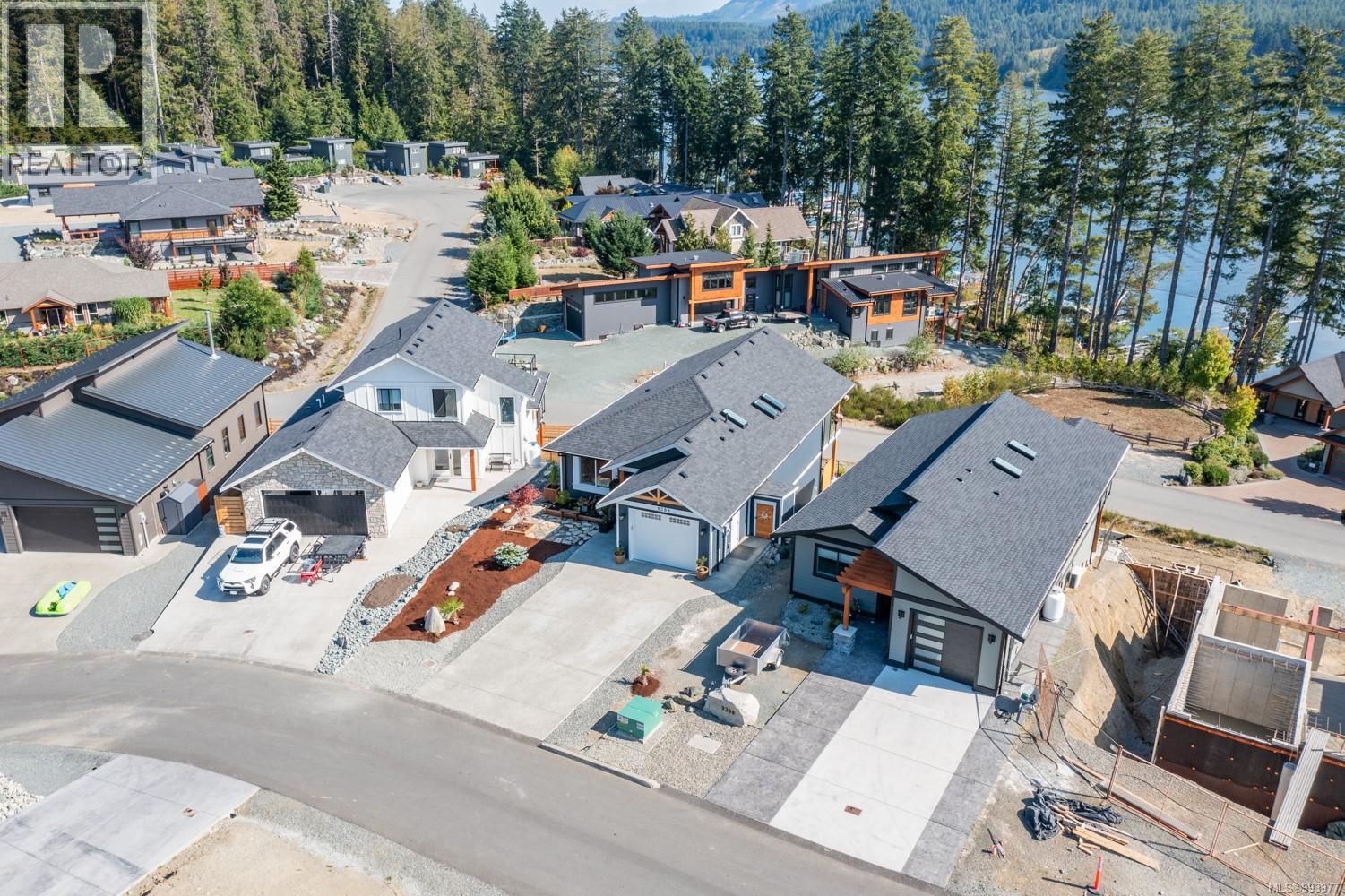 9388 Lakefront Rise, Lake Cowichan