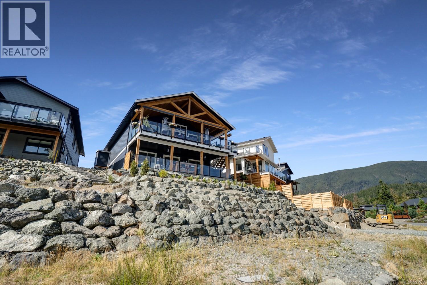 9388 Lakefront Rise, Lake Cowichan