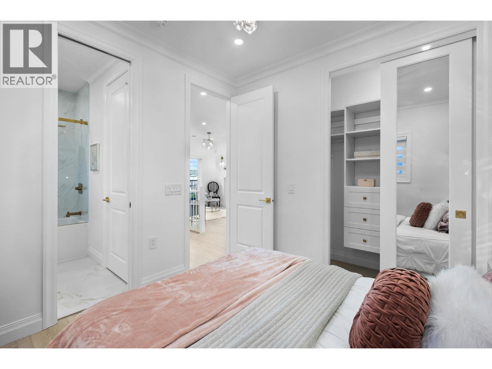 5136 DOMINION STREET, Burnaby