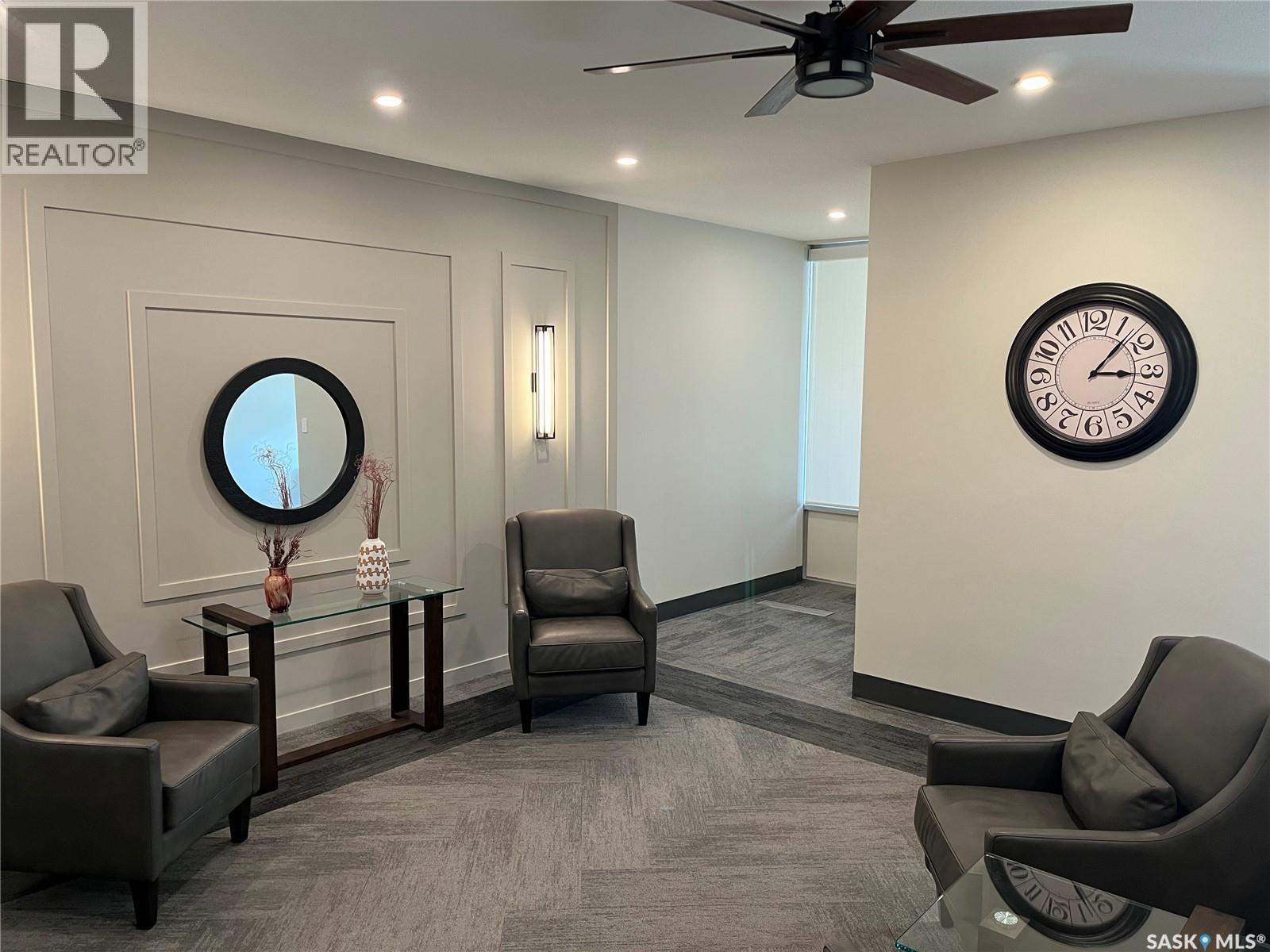 Single Family House High rise for Sale in   Rae STREET Regina 