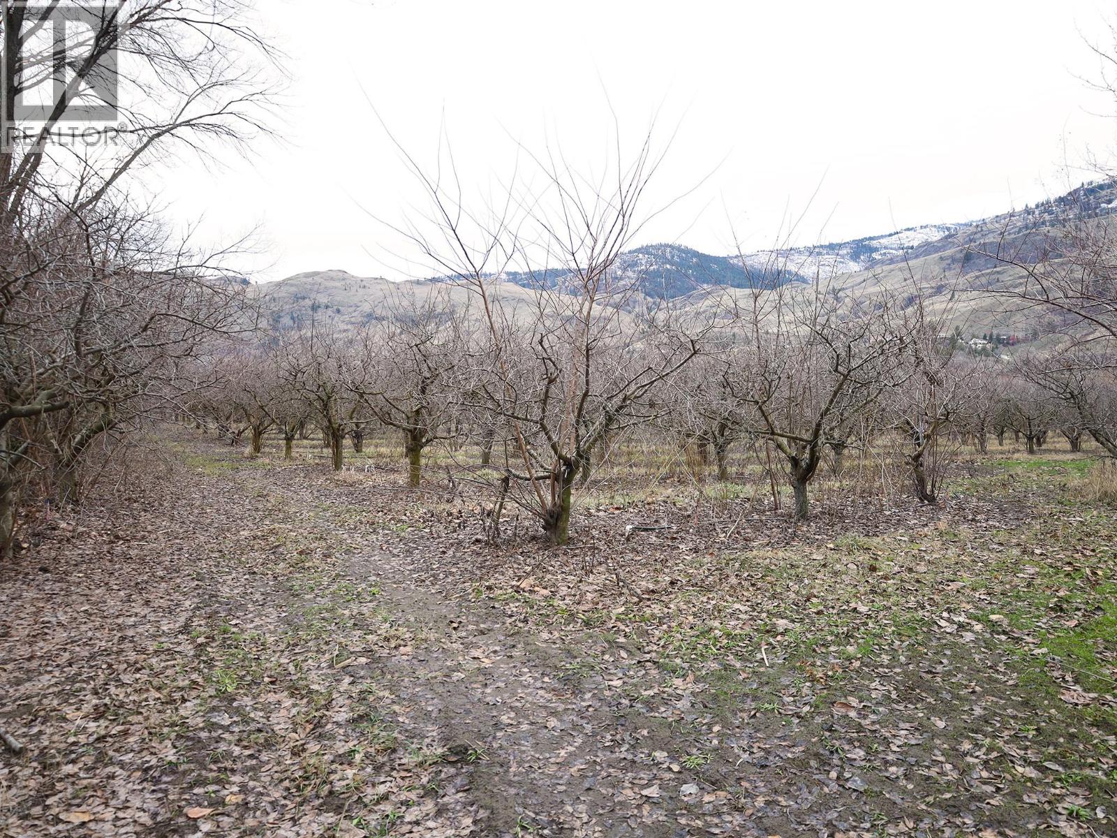  301 Road 12 Road, Oliver