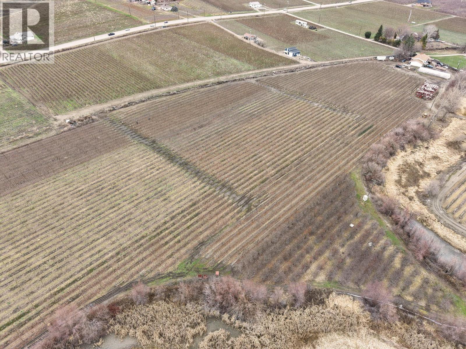  301 Road 12 Road, Oliver